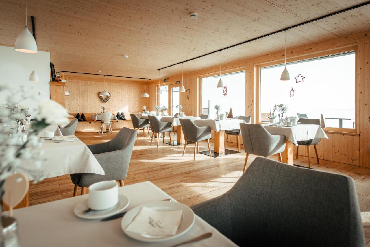 Gaestehaus Mathies Mittelberg Exteriör bild